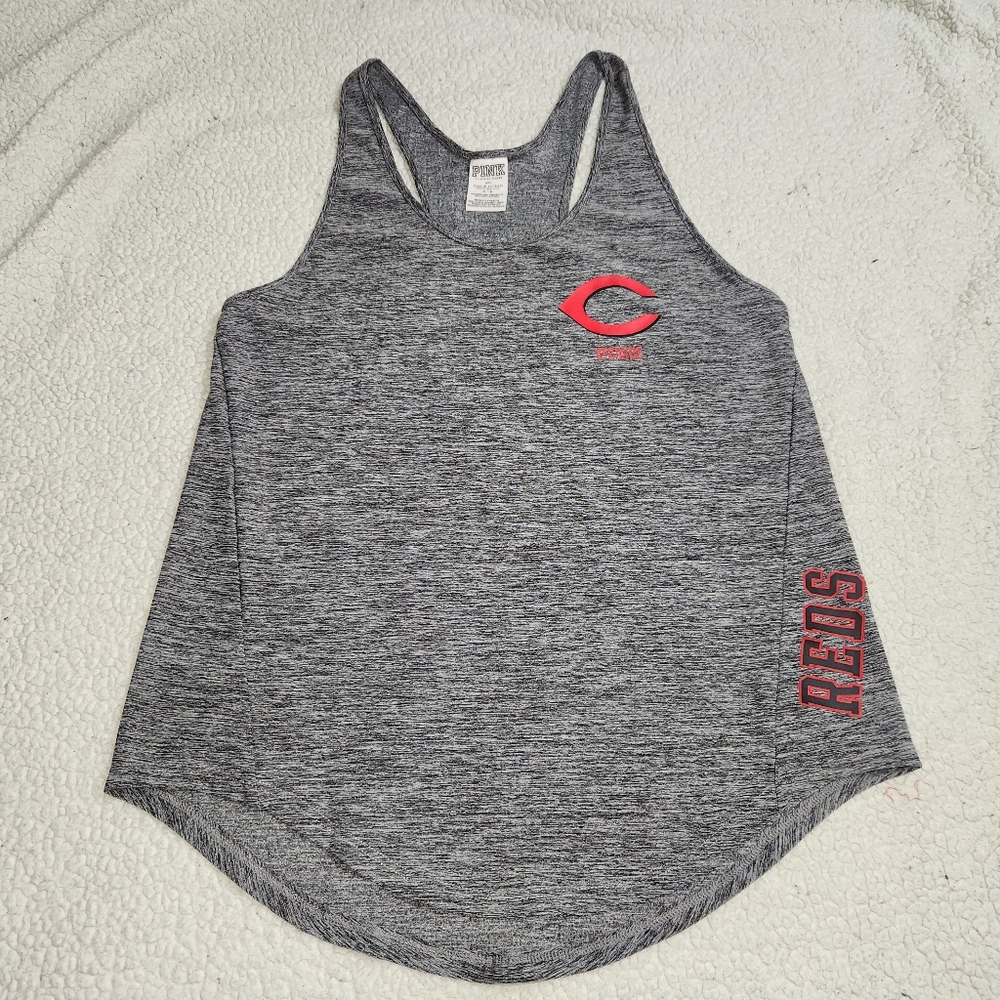 Victoria's Secret‎ PINK Women's Size Small Cincinnati Reds Tank Top Heather Grey